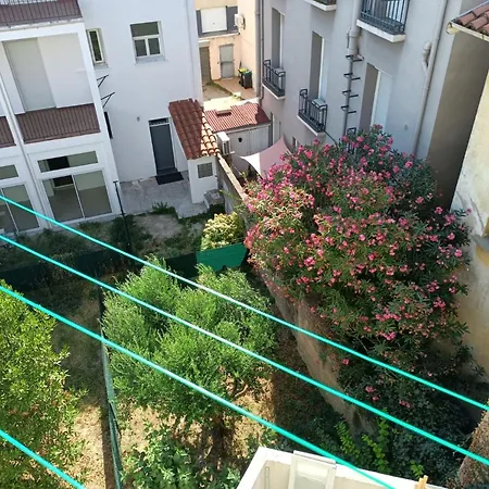 بيت شباب Hostel-elisee-perpignan *