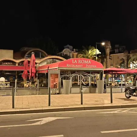 Hostel-elisee-perpignan Hostal *