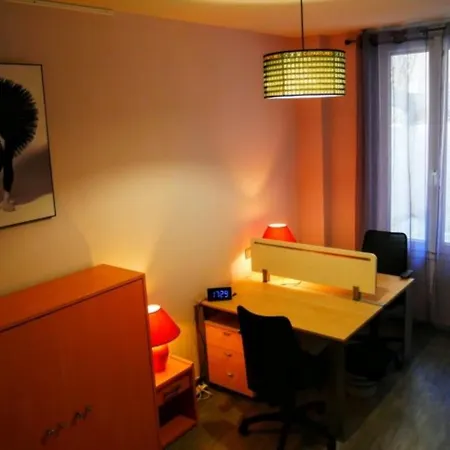 Hostel-élisée-perpignan Ostello *