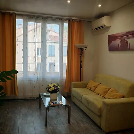 Hostel-elisee-perpignan