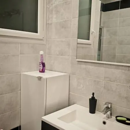 Hostel-elisee-perpignan Hostel *