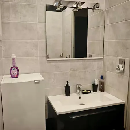 Hostel-elisee-perpignan Hostel