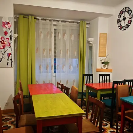 Hostel-elisee-perpignan *
