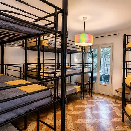 Hostel-elisee-perpignan * Perpinhã