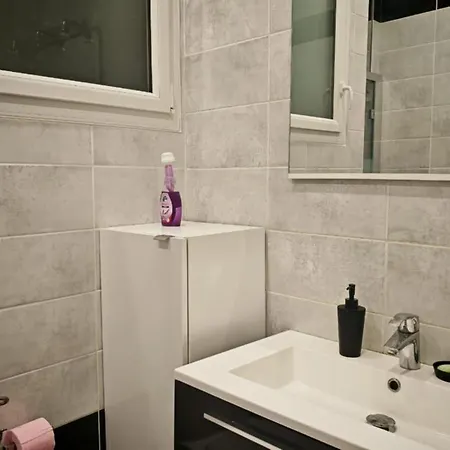 Hostel Elisee Perpignan