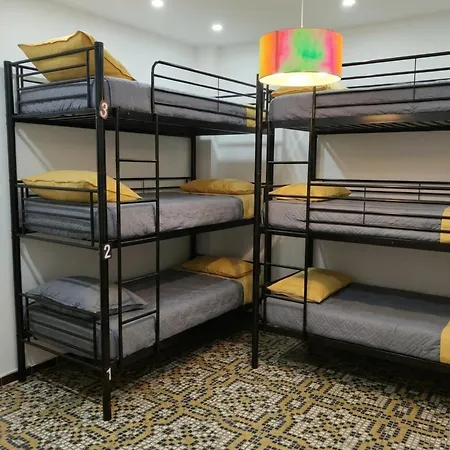 Elisee Hostel