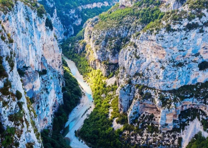 Hostel-élisée-perpignan * Perpignan