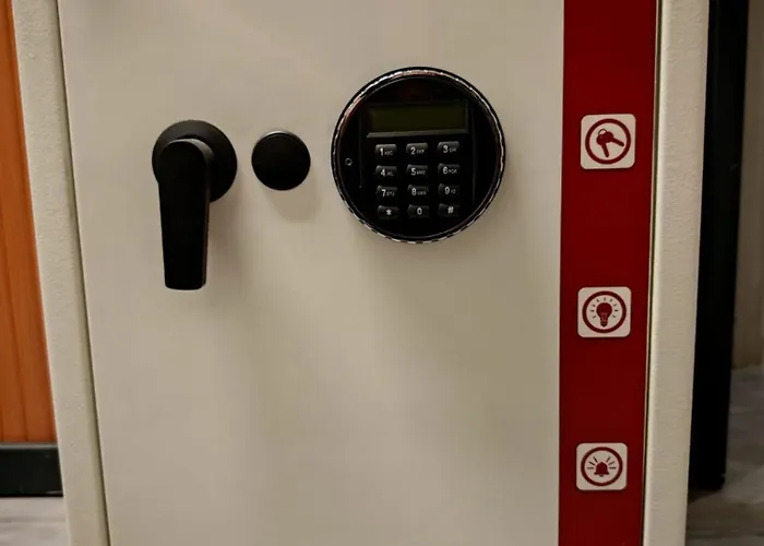 Hostel-elisee-perpignan Vandrerhjem Perpignan